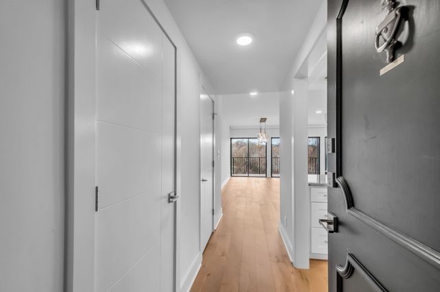 6666 Brookmont Ter Apt 707, Nashville, TN 37205