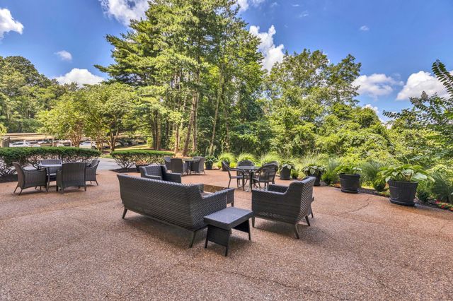 6666 Brookmont Ter Apt 707, Nashville, TN 37205