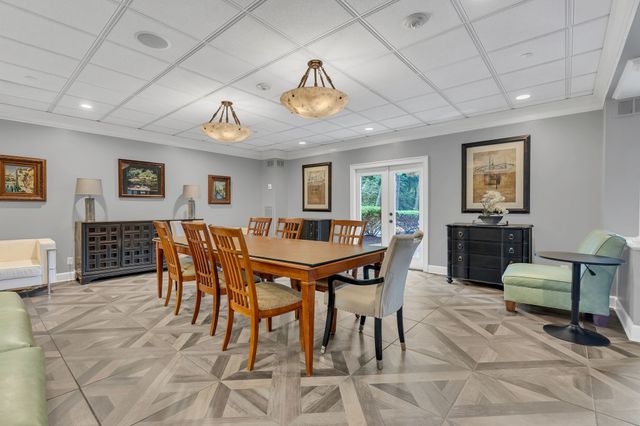 6666 Brookmont Ter Apt 707, Nashville, TN 37205