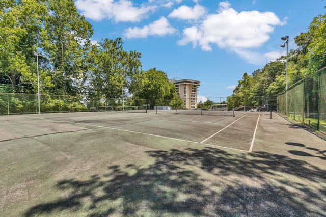 6666 Brookmont Ter Apt 707, Nashville, TN 37205