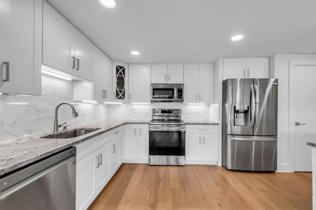 6666 Brookmont Ter Apt 707, Nashville, TN 37205