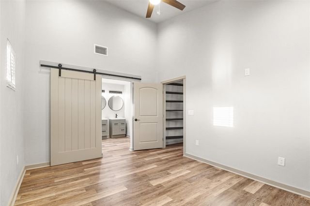 654 Maple LN, Cottonwood Shores, TX 78657