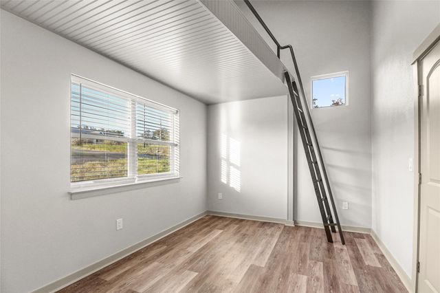 654 Maple LN, Cottonwood Shores, TX 78657