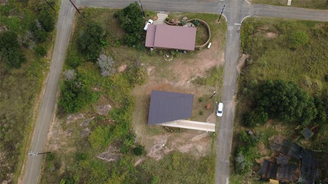 654 Maple LN, Cottonwood Shores, TX 78657