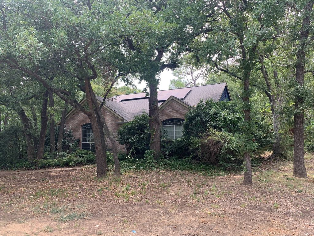 1508 Kenwood Street, Denton, TX 76205
