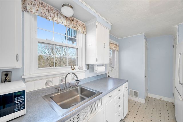 130 Alameda Rd, Twp Of But Nw, PA 16001