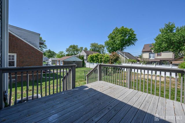 573 Garden Avenue, Woodbridge Proper, NJ 07095