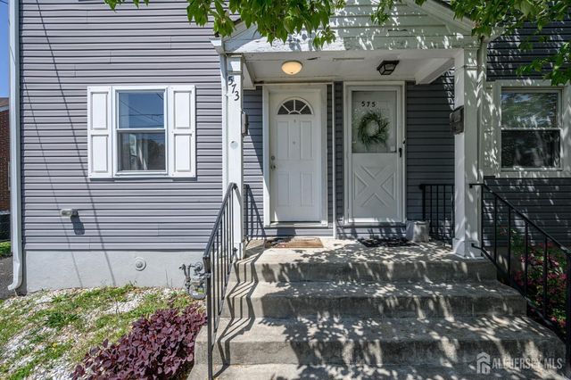 573 Garden Avenue, Woodbridge Proper, NJ 07095