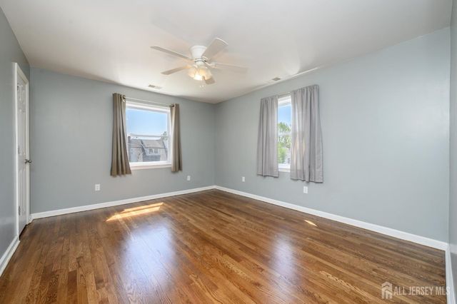 573 Garden Avenue, Woodbridge Proper, NJ 07095