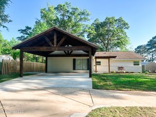1611 Florence Byram Road, Florence, MS 39073
