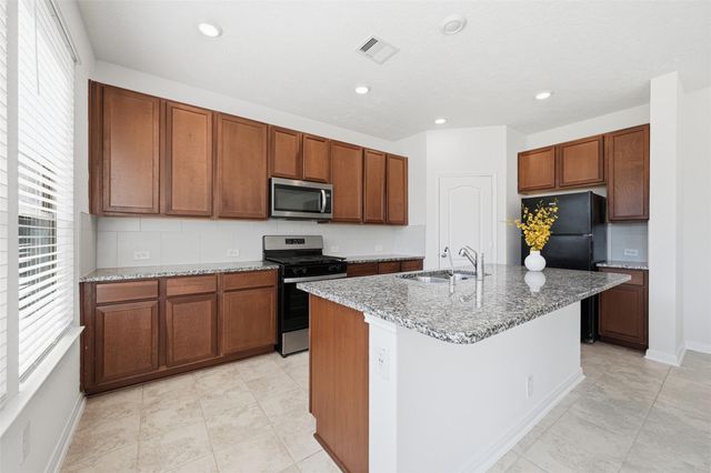 2019 Damasi Lane, Fresno, TX 77545