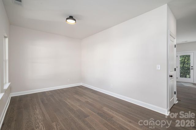 301 Congress Street W, Lincolnton, NC 28092