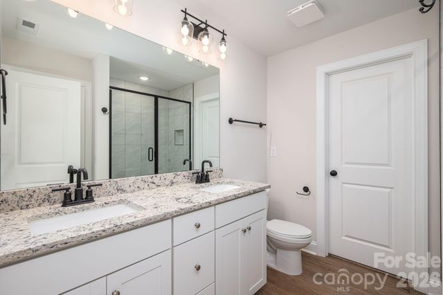 301 Congress Street W, Lincolnton, NC 28092