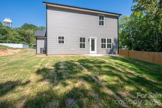 301 Congress Street W, Lincolnton, NC 28092