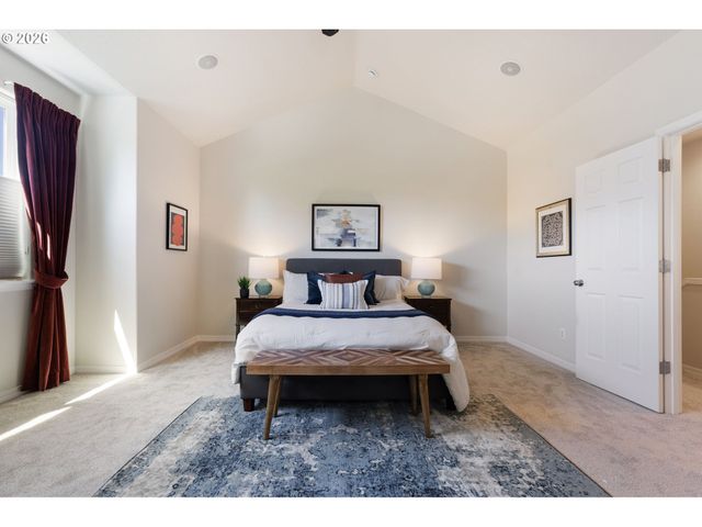 23600 Sw HERON LAKES Dr, Sherwood, OR 97140