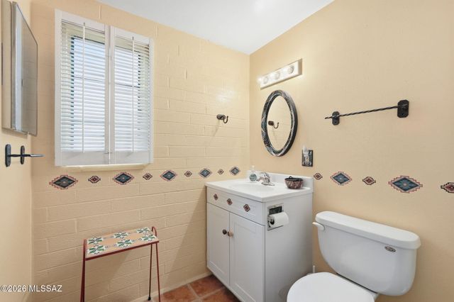 386 S La Canada Dr Unit C, Green Valley, AZ 85614