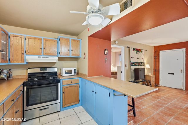 386 S La Canada Dr Unit C, Green Valley, AZ 85614