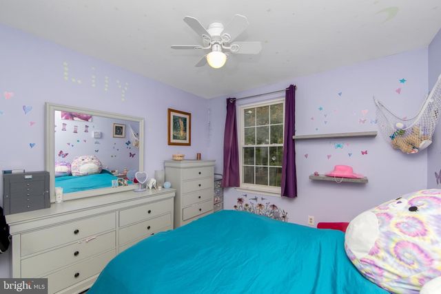 27 CROFTON CMNS, Cherry Hill, NJ 08034