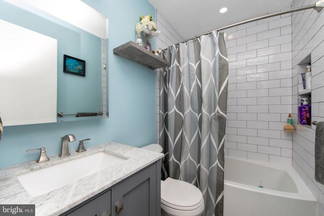 27 CROFTON CMNS, Cherry Hill, NJ 08034