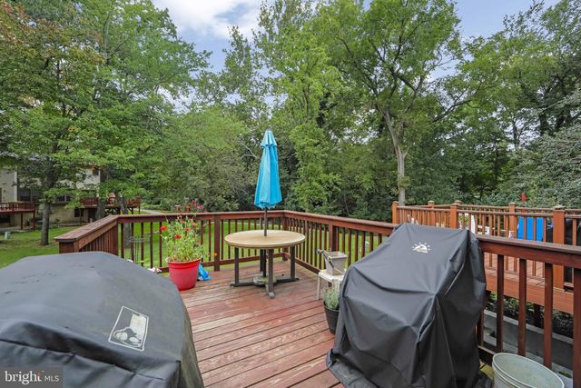 27 CROFTON CMNS, Cherry Hill, NJ 08034