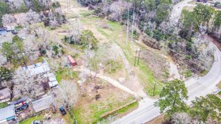 1110 E Dallas, Conroe, TX 77301