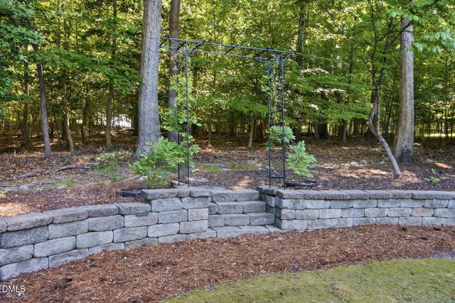221 Bear Tree Creek, Chapel Hill, NC 27517