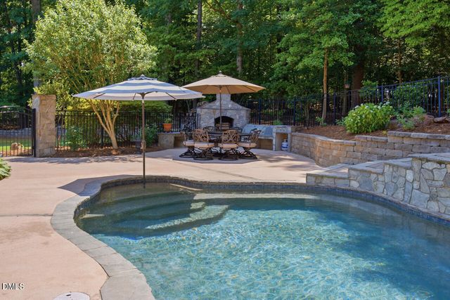 221 Bear Tree Creek, Chapel Hill, NC 27517