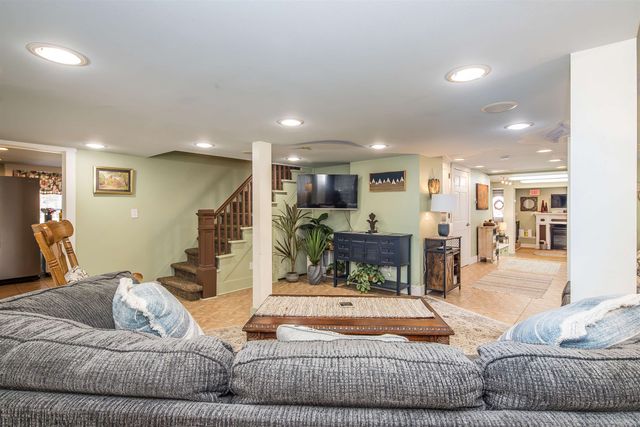 168 N. Main Street, Rutland City, VT 05701
