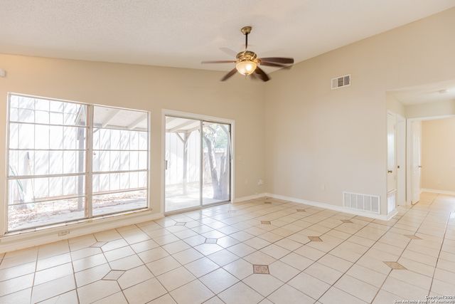 9614 South Bend, San Antonio, TX 78250