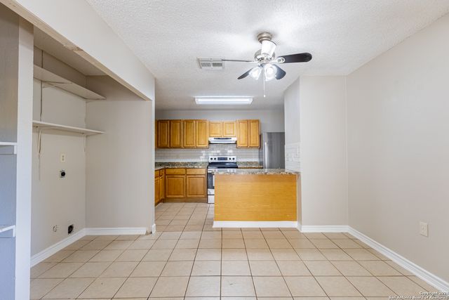 9614 South Bend, San Antonio, TX 78250