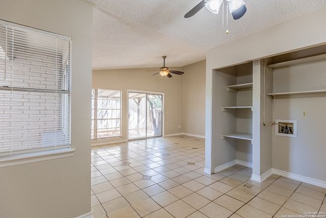 9614 South Bend, San Antonio, TX 78250