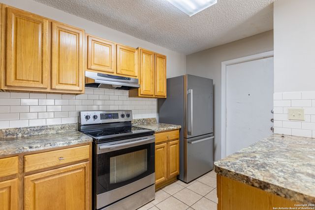 9614 South Bend, San Antonio, TX 78250