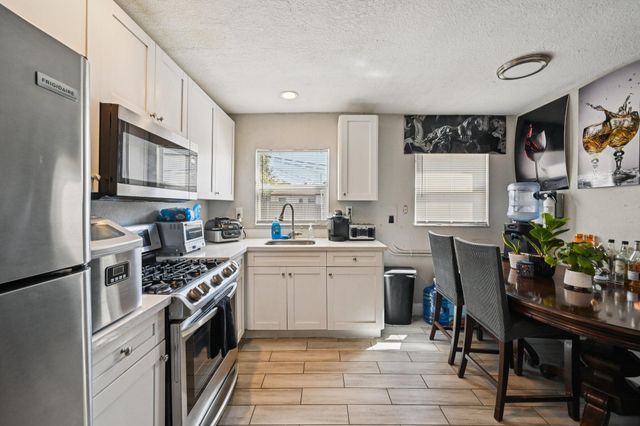 924 MCINTOSH Street, West Palm Beach, FL 33405