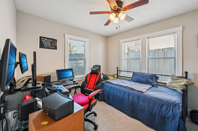 924 MCINTOSH Street, West Palm Beach, FL 33405