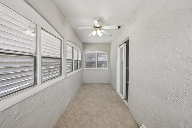 924 MCINTOSH Street, West Palm Beach, FL 33405