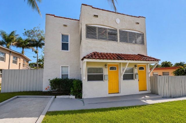 924 MCINTOSH Street, West Palm Beach, FL 33405