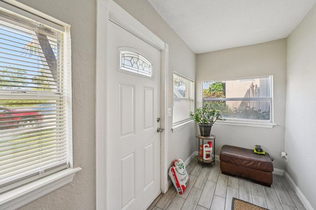 924 MCINTOSH Street, West Palm Beach, FL 33405