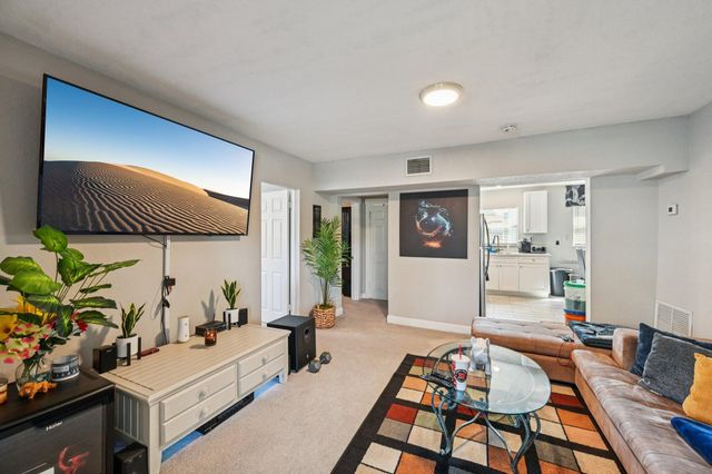 924 MCINTOSH Street, West Palm Beach, FL 33405