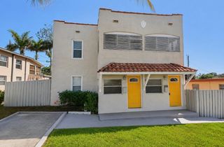 924 MCINTOSH Street, West Palm Beach, FL 33405