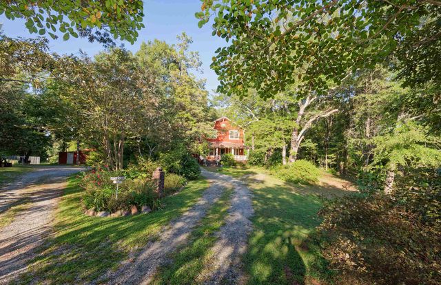 700 N Trade Avenue, Landrum, SC 29356