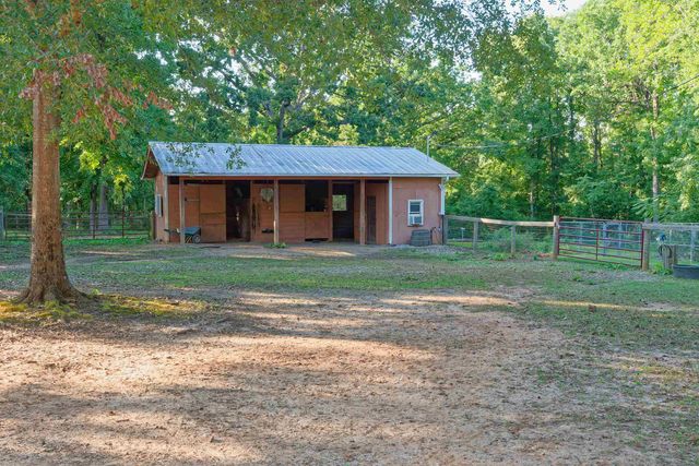 700 N Trade Avenue, Landrum, SC 29356