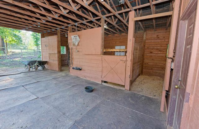 700 N Trade Avenue, Landrum, SC 29356