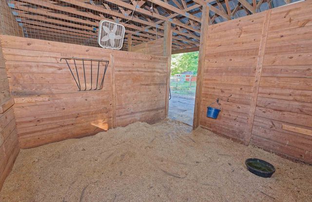 700 N Trade Avenue, Landrum, SC 29356