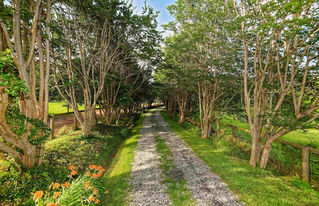 700 N Trade Avenue, Landrum, SC 29356