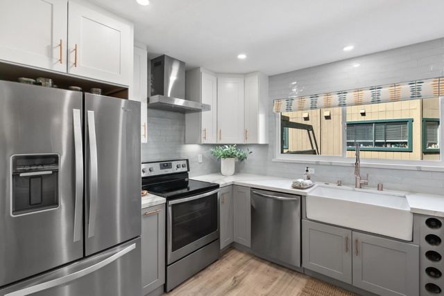 386 Union Avenue D, Campbell, CA 95008