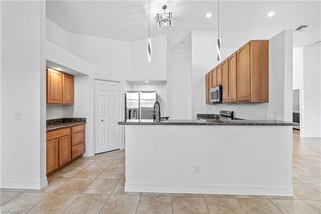 401 NW 27th AVE, Cape Coral, FL 33993