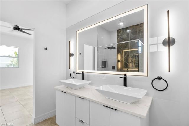 401 NW 27th AVE, Cape Coral, FL 33993