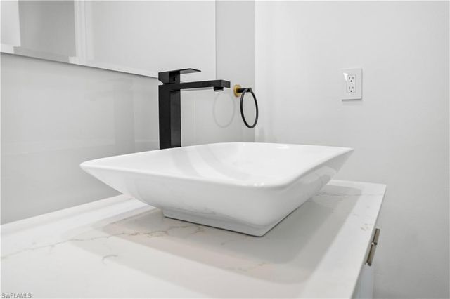 401 NW 27th AVE, Cape Coral, FL 33993