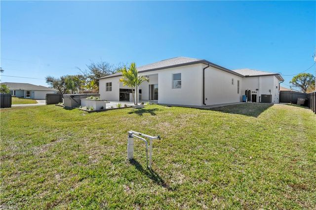 401 NW 27th AVE, Cape Coral, FL 33993