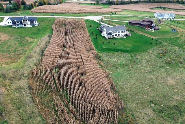 L11 Prairie Circle, Verona, WI 53593